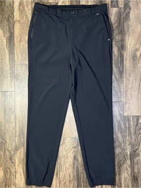 Vuori Fleet Sport Jogger Men's L Black V444 Athletic Tapered Performance Stretch